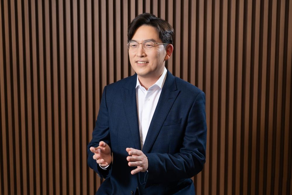 Jumlah Molekul di dalam Partikel akan Turun Seiring Pengurangan Ukuran Quantum Dot